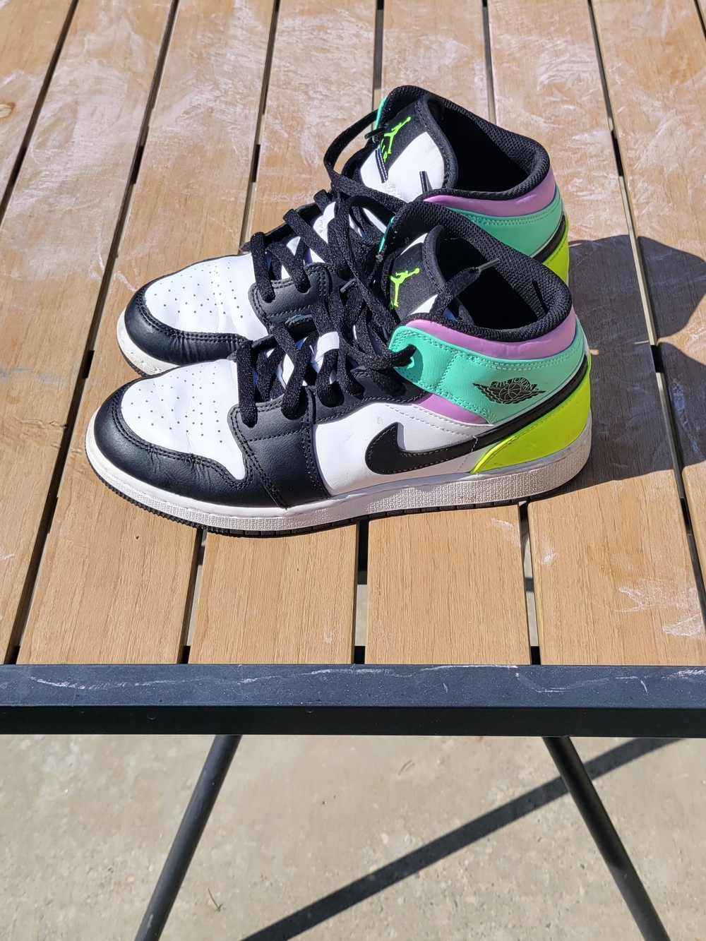 6.5 Youth, 8 Women's Air Jordan 1 Mid GS 'Pastel'. Pre-owned, good. no box.